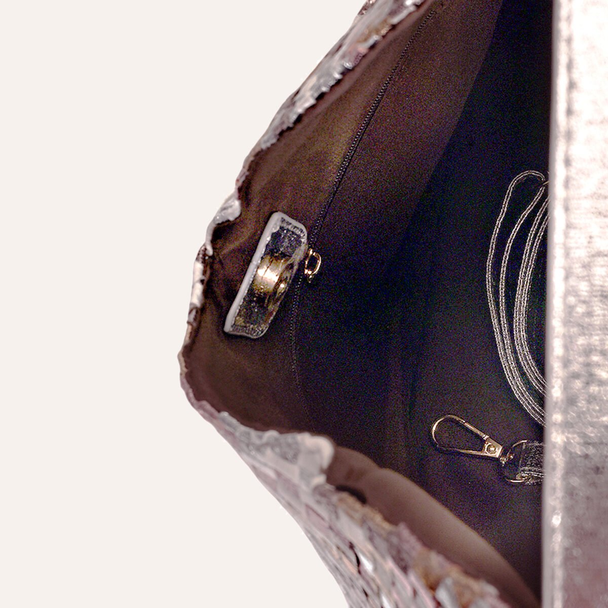 Luxury Woven Metallic Triangle Handbag Silver-White - Image 3